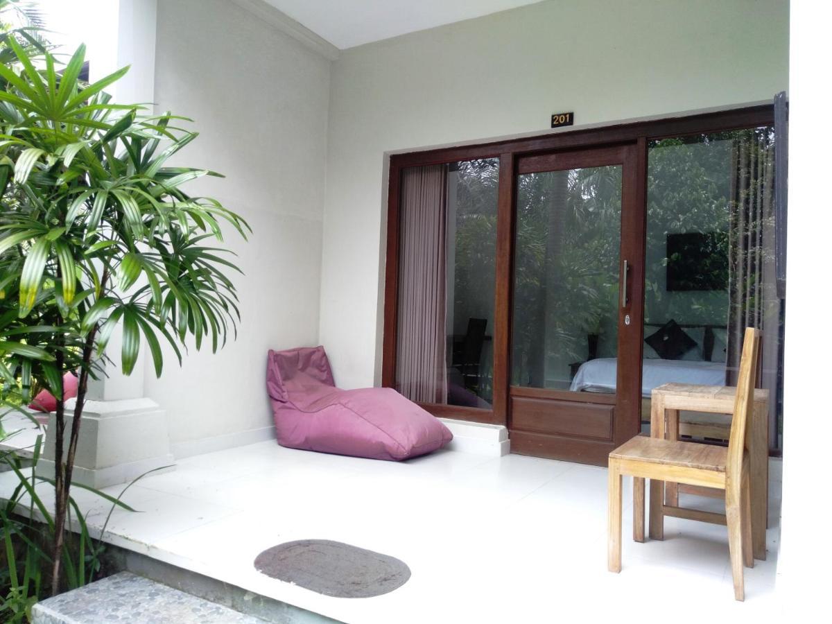 Manggis Sari Guesthouse Ubud  Ngoại thất bức ảnh