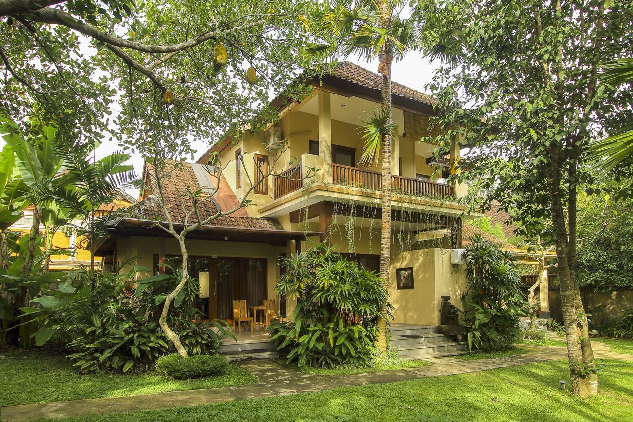 Manggis Sari Guesthouse Ubud  Ngoại thất bức ảnh