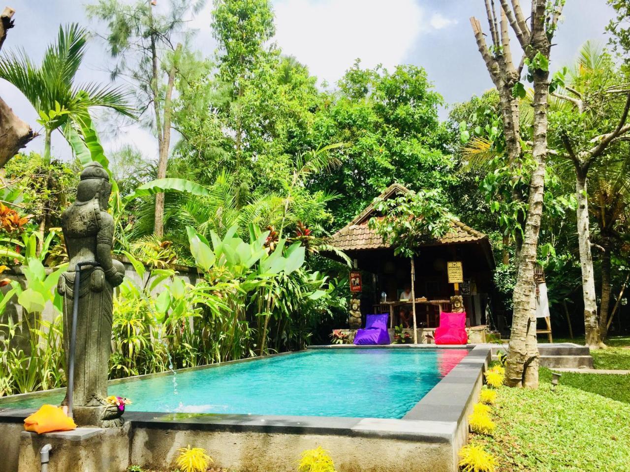 Manggis Sari Guesthouse Ubud  Ngoại thất bức ảnh