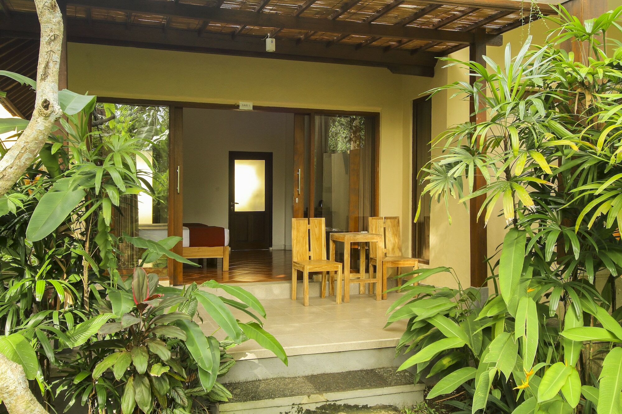 Manggis Sari Guesthouse Ubud  Ngoại thất bức ảnh